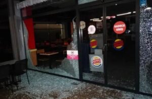 Adana’da Starbucks ve Burger King’e silahlı saldırı
