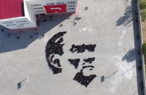 Iğdır’da ‘Cumhuriyet’ coşkusu! 400 öğrenciden Atatürk silüet