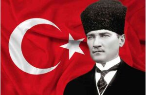 Metrodaki Atatürk posterli Türk bayraklarını söken şüpheli tutuklandı