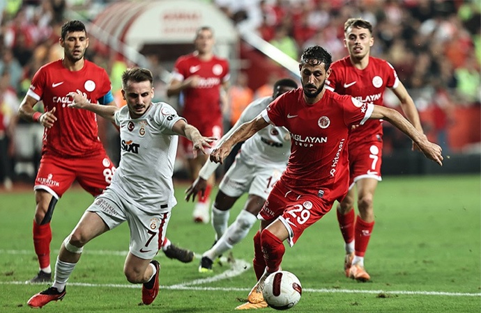 Antalyaspor’un İsrailli futbolcuları maça çıkmama kararı aldı