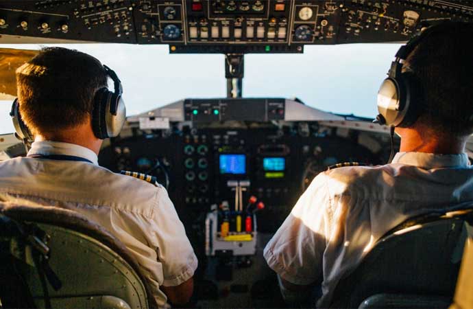 Alman hava yolu şirketinden “genç yetenekler kampanyası”: İki bin pilot işe alınacak