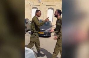 İsrailli askerden ziyarete gelen Netanyahu’ya tepki: Arkadaşlarım senin yüzünden öldü