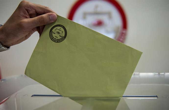 CHP’nin İstanbul adayları belli olmaya başladı! İşte öne çıkan isimler