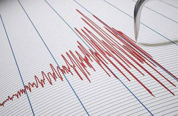 Azerbaycan’da korkutan deprem