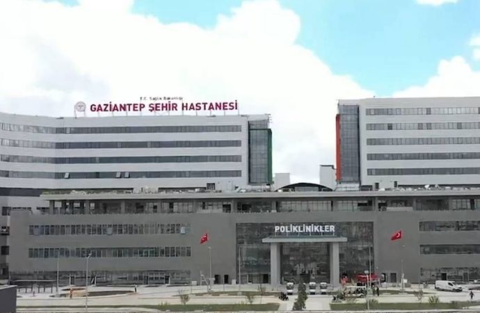Gaziantep Şehir Hastanesi’nin inşaatı hala sürüyor! Eksik personel ve hijyen sorunu iddiası