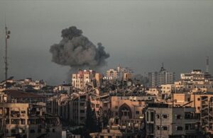 İsrail Gazze’de yine okul vurdu! Çok sayıda ölü ve yaralı