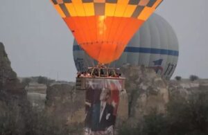 Kapadokya’da balonlar Atatürk posteri ve Türk Bayrakları ile havalandı!