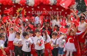 Adana Büyükşehir Belediyesi Gündüz Bakımevlerinde Cumhuriyetin 100. Yılı coşkusu