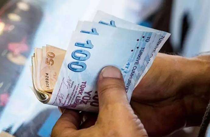AKP en düşük emekli maaşı için tarih verdi