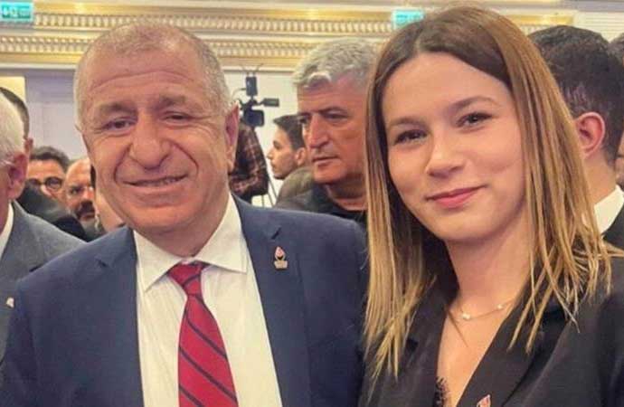 Tayyibe Merve Çakar Zafer Partisi’nden istifa etti