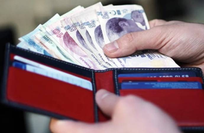 Ekonomistler yeni asgari ücrete ‘birkaç ay ömür’ verdi: Son okkalı zam