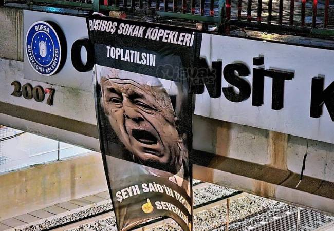 Bursa’da Ümit Özdağ afişi ile provokasyon