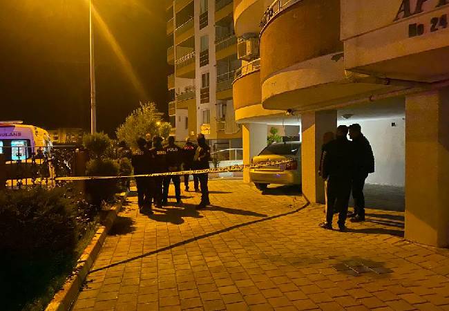 Adana’da evinin önünde uğradığı silahlı saldırıda hayatını kaybetti