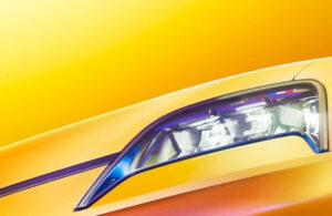 Renault 90’ların ikonunu yeniden yarattı! İşte ilk tanıtım