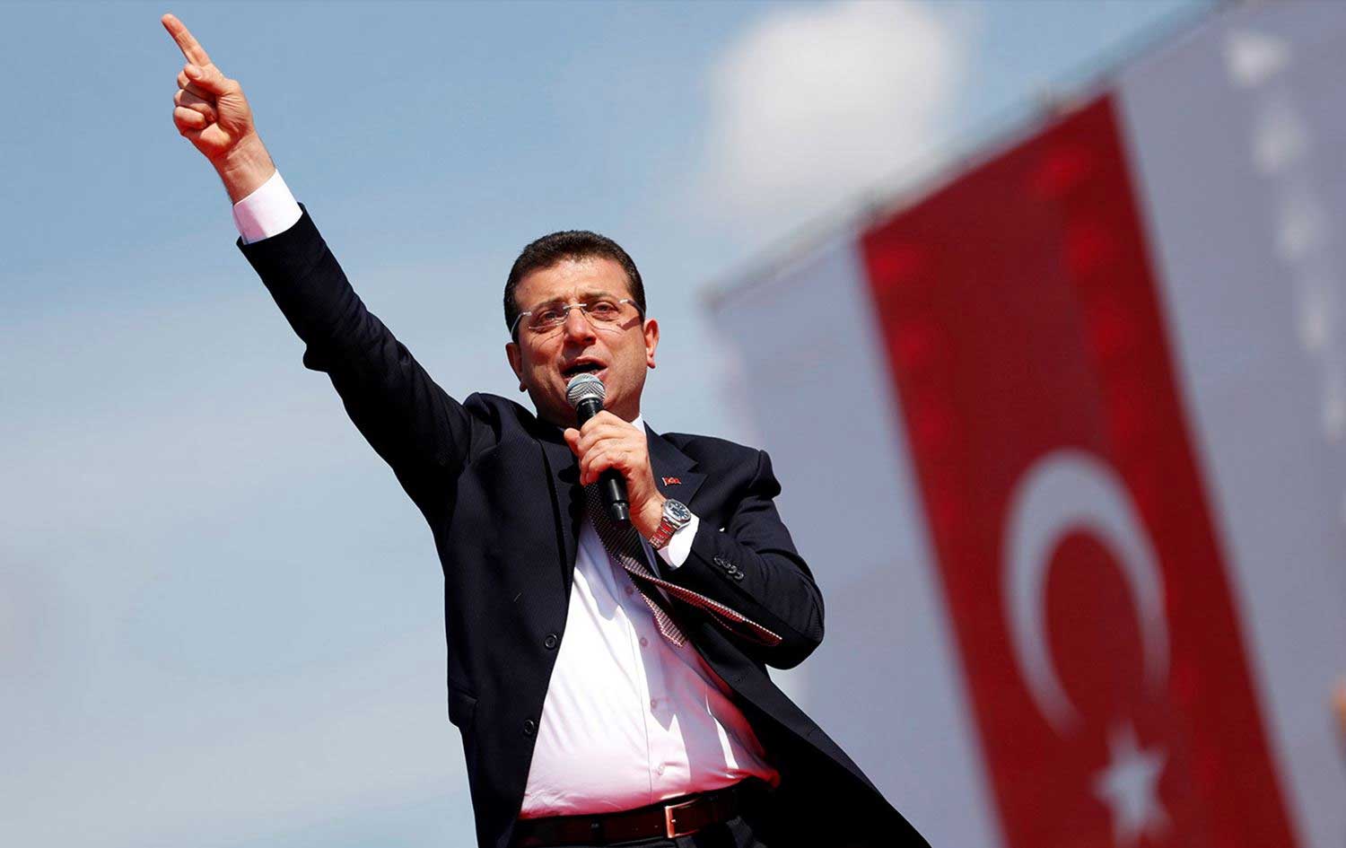 Ekrem İmamoğlu saat verip çağırdı: Bayrağını al, Beşiktaş’a gel