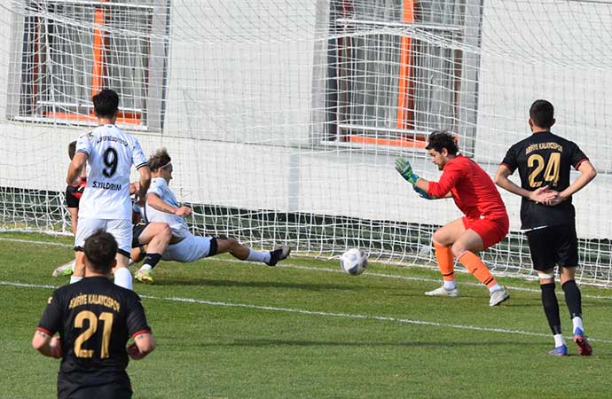 Nilüfer Belediye FSK 2023’ü 5 gollü galibiyetle kapattı