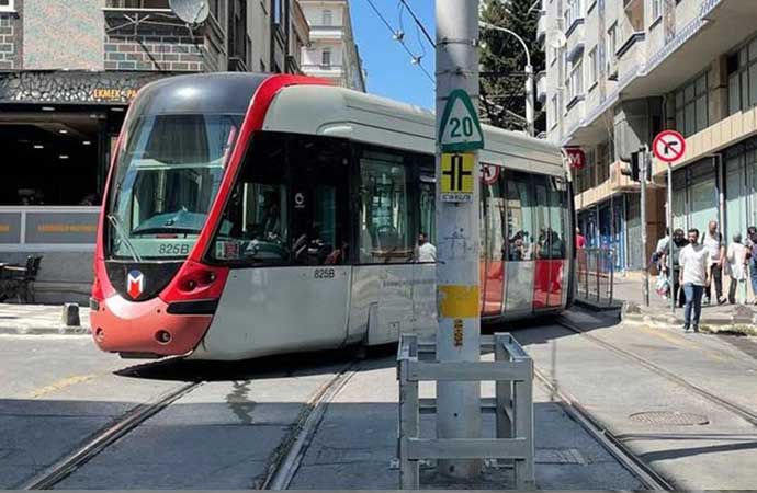 İstanbul’da tramvay seferlerine “yürüyüş” düzenlemesi