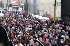 Bursa’da ucuz eşya izdihamı! Kuyrukta çocuklarını kaybettiler