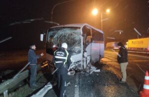 Polis servisi ile turistleri taşıyan otobüs çarpıştı! 11 yaralı