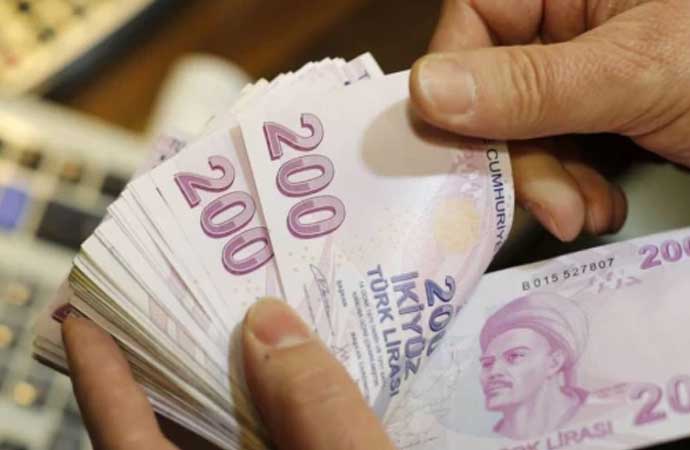 ”Daha da artacak” diyen ekonomist Şeref Oğuz emekli maaşına ek zam için rakam verdi