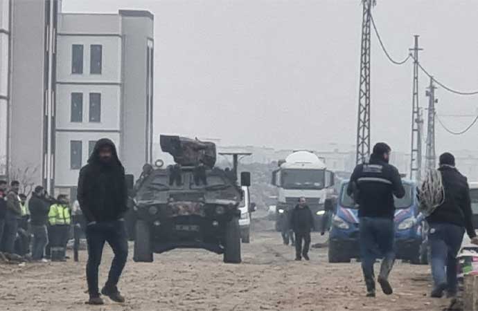 Diyarbakır’da işçinin ölümüne sebep olan kamyon şoförü zırhlı araçla gözaltına alındı