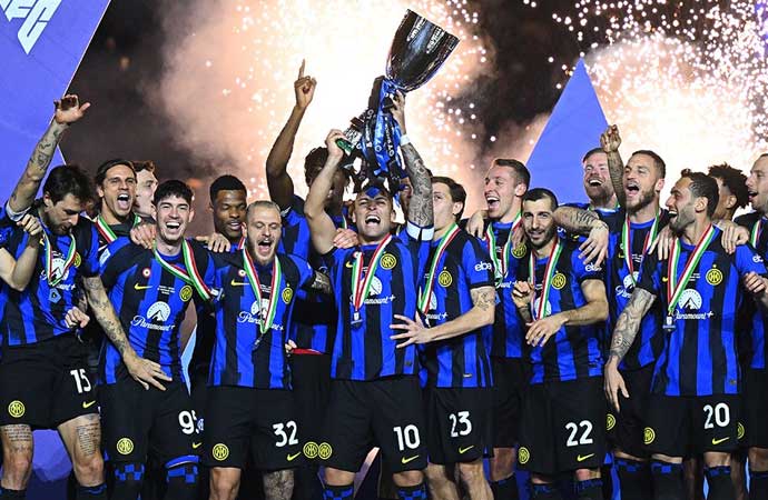 Inter, Hakan Çalhanoğlu, İtalya, Napoli 