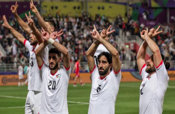 İran-BAE maçı tepki çekti Filistin üçüncülükle turladı