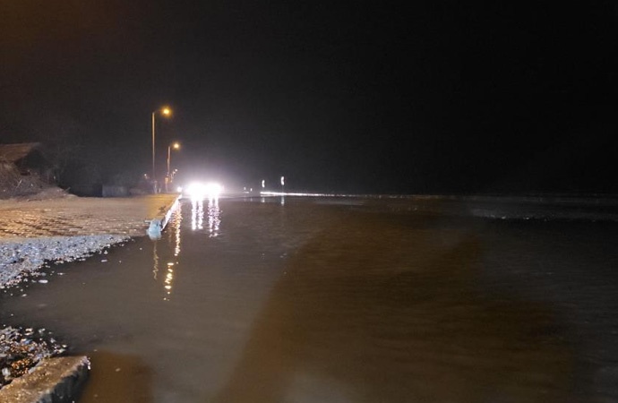Kastamonu’da deniz taştı sokakları su bastı