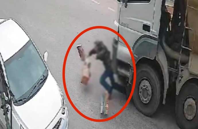 Bursa’da feci kaza! Hafriyat kamyonu yayanın üstünden geçti