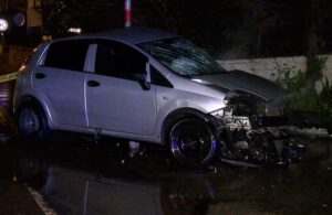 Pendik’te otomobil bahçe duvarına çarptı: İki yaralı