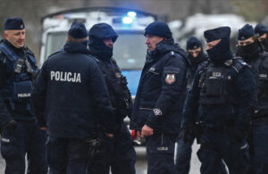 Polonya polisinden Cumhurbaşkanlığı Sarayı’na baskın! Eski bakan gözaltında