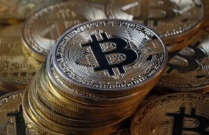 Bitcoin, 43.000 dolar seviyesinin altına düşmek istemiyor