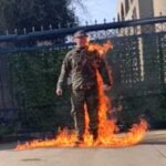 ABD’li asker İsrail Büyükelçiliği önünde kendini yaktı!