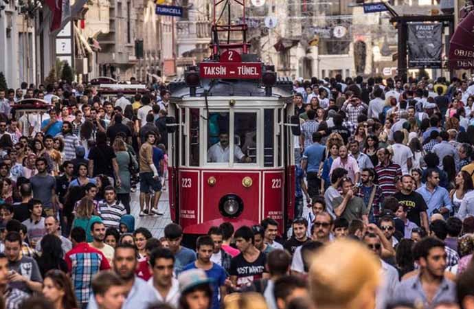 İstanbul’da yaşamanın maliyeti 3 asgari ücreti aştı