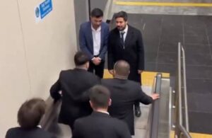 Erdoğan’ı taklit eden Nahya yürüyen merdivenden ters inen Sağlık Bakanı ile dalga geçti