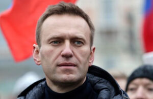 Tutuklu Rus muhalif Navalny cezaevinde hayatını kaybetti