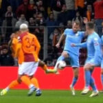 9’uncu dakikadaki penaltı tartışma yarattı! Galatasaray Antalyaspor mücadelesinin VAR kayıtları açıklandı!