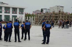 AKP’li belediye park yapmak için 100. yıl anıtını yıktı