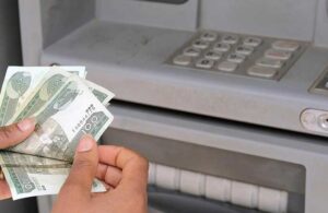 ATM’lerdeki sistem arızasını fark eden müşteriler 40 milyon dolar para çekti
