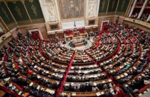 16 sene sonra ilk değişiklik! Fransa, kürtaj hakkını anayasasına alan ilk ülke oldu