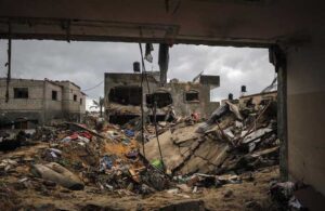 Gazze’de hayatını kaybedenlerin sayısı 30 bin 878’e yükseldi