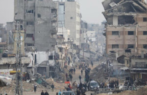 İsrail evi bombaladı! 15 ölü