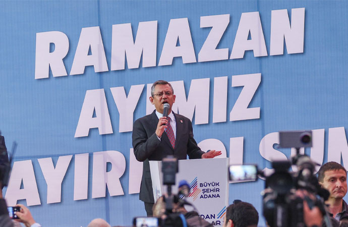 Özgür Özel’den iftar programında Erdoğan’a Filistin mesajı: Ticaret sürdükçe zulüm bitmez, kan durmaz