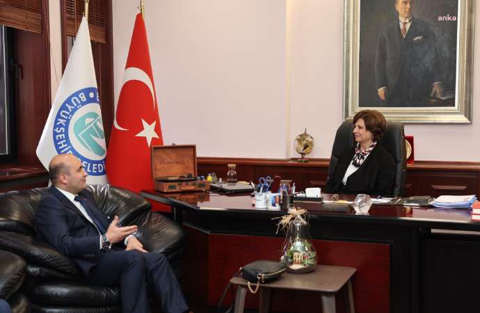 AKP heyetinden CHP’li başkana tebrik ziyareti