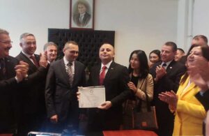 CHP’nin 47 yıl sonra kazandığı Amasya’da yeni başkan mazbatasını aldı