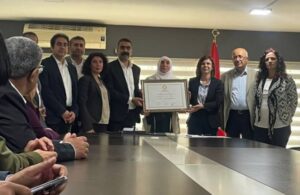Diyarbakır Büyükşehir Eş Başkanları mazbatasını aldı