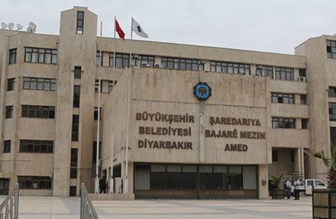 Diyarbakır Büyükşehir Belediyesi’nde müfettiş incelemesi başladı