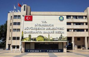 Diyarbakır Büyükşehir Belediyesi’nden ‘bayrak’ ve ‘İstiklal Marşı’ yalanlaması