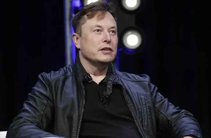 Elon Musk’tan yapay zeka açıklaması! “İnsan zekasını geride bırakacak”