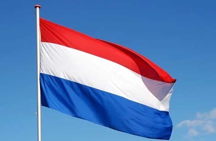 Hollanda İran’daki büyükelçiliğini kapatacak